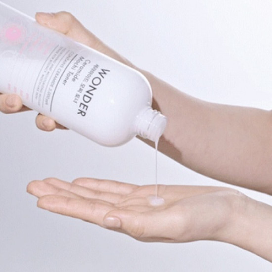 Tonymoly Wonder Ceramide Mochi Toner 